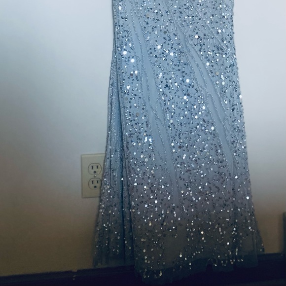 Aidan Mattox gorgeous sequin gown - Picture 6 of 6